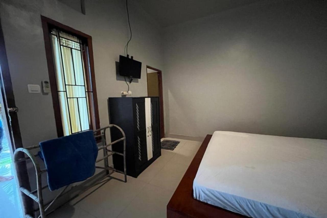 Hotel Oyo 93206 Penginapan Budi Syariah Pekanbaru Zewnętrze zdjęcie